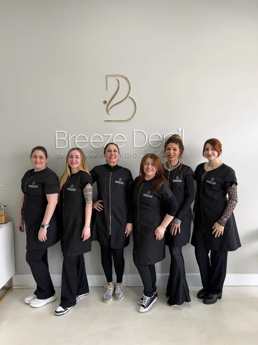 The Breeze Depil team at the studio